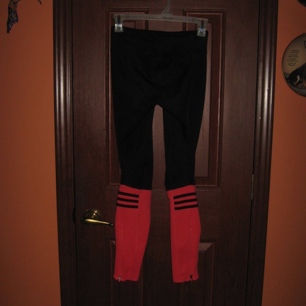 ADIDAS - Picture 2 of 3